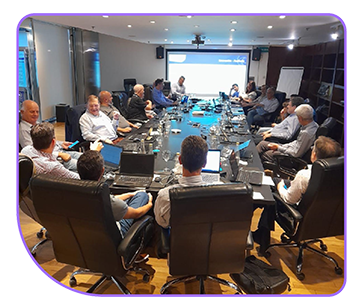 Los Socios en reunión