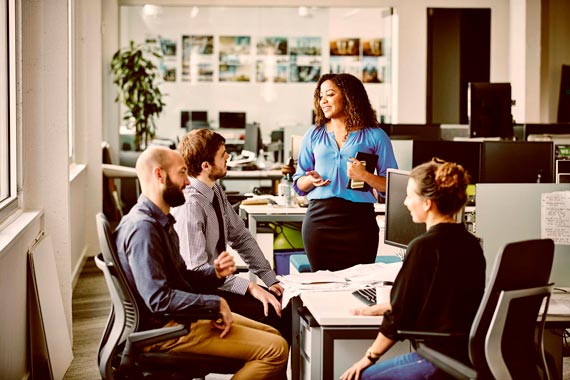Reunión entre jóvenes